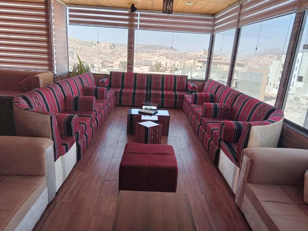 Petra Cabin Hostel Wadi Musa Buitenkant foto